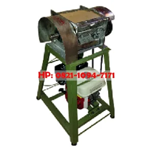 Mesin Pemarut Singkong Motor Bensin 5.5 HP Kapasitas 148.03 Kg/Jam