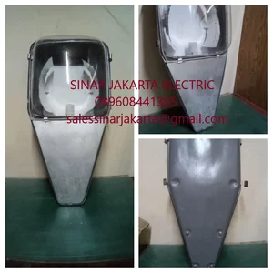 Lampu Jalan Mercury HRC 511 Starlight