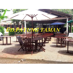 meja taman kursi kafe