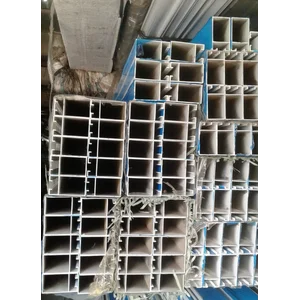 Tiang polos sliding door