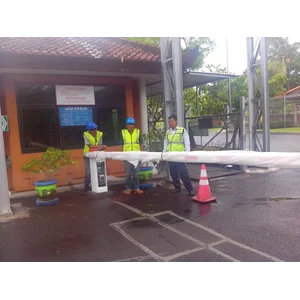 Palang Parkir 4 Meter Sistem Remote Control