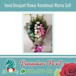 Hand Bouquet Mawar Kombinasi Warna Soft