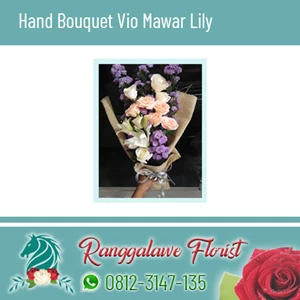 Hand Bouquet Vio Mawar Lily