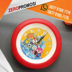Souvenir Jam Dinding Tipe 137P media branding yang fungsional