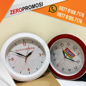 Jam Dinding 30 cm Model 777 Custom Logo untuk Souvenir Perusahaan