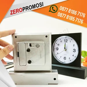 Jam Meja Analog JMP04 Custom Logo Souvenir Kantor Elegan & Fungsional