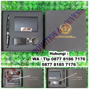 Barang Promosi Perusahaan Souvenir Gift Set Premium - Fd - Pen Montblanc- Name Card Box