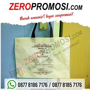 Souvenir Kece Dan Elegan Tas Tote Bag Spunbond Tangerang