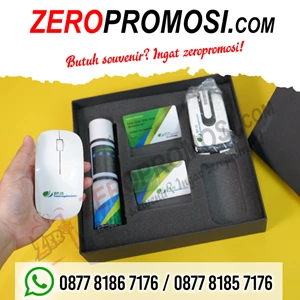 Souvenir Promotional Items Exclusive Giftset 5In1