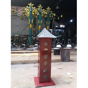 Tiang Lampu Taman 107