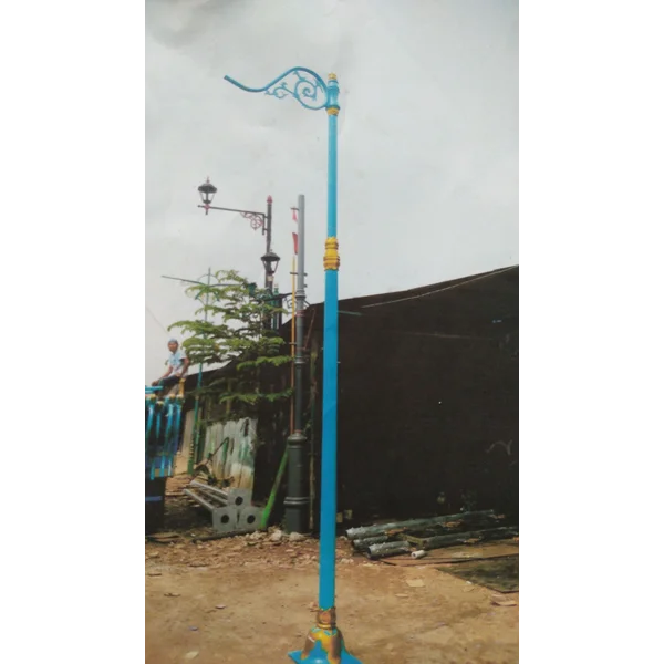  Tiang PJU Antik Tiang Dekoratif