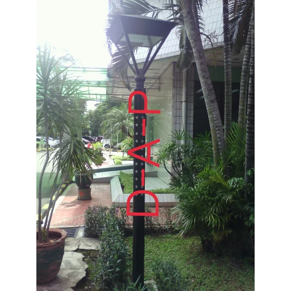 Tiang Lampu Taman Antik Teras Rumah