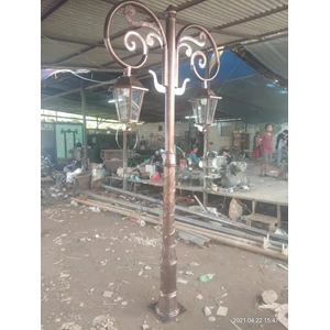 DKI Antique Garden Light Pole 
