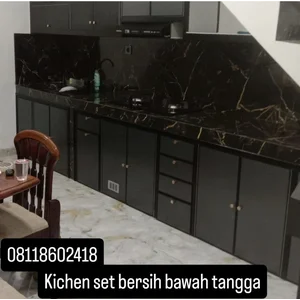 Set Dapur Aluminium Bawah Tangga