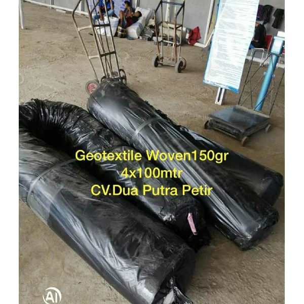 GEOTEXTILE WOVEN DAN NON WOVEN 150GRAM 200GRAM