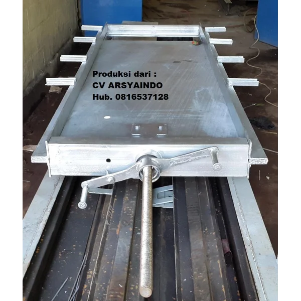 Pintu Air Hot Dip Alat Konstruksi
