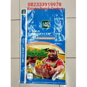 Karung Plastik tebal pupuk custom 50 kg ukuran 56x90