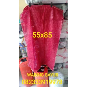 produk plastik pertanian waring sayur merah 50x80 Merek Kenkoplast 