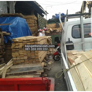 Kayu Bekas Palet Jati Belanda  Ukuran 2x12x110 cm  Per Batang