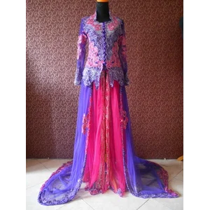 Gaun Kebaya Modern