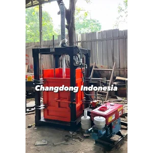 Mesin Press Kardus Botol Plastik Hydrolik Kapasitas 100 Kg/Ball
