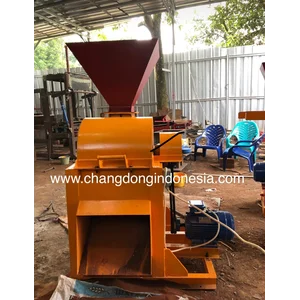 Mesin Penghalus Tanah Interlock