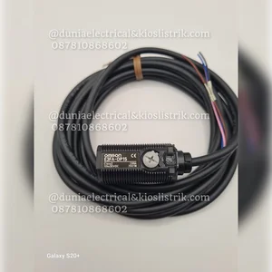  Photoelectric Switches Omron E3FA-DP15 30 Vdc 