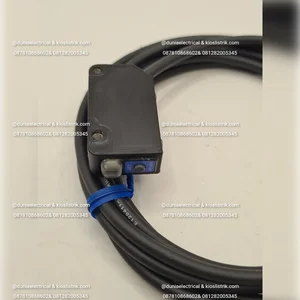 Keyence PZ- V11  Photoelectric Switch