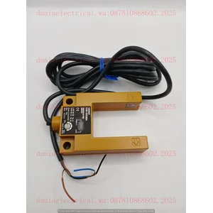 Photoelectric Switches Omron E3S-GS3B4 24 Vdc