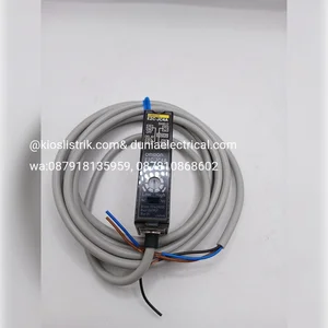 Optical Proximity Switch E2C-JC4A Omron 24 Vdc