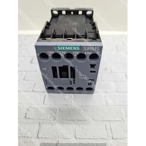 Siemens Auxiliary Contactor SIEMENS 3RH6122-1AB00 24 V