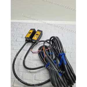  Photoelectric Proximity Switches Omron E3S-2E4
