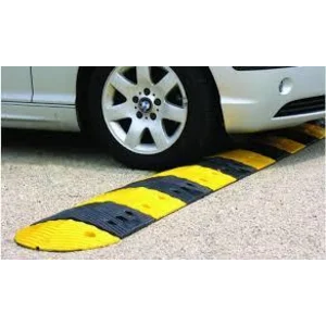 Rubber speed bump 5x35x100 CM