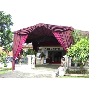 Plafon tenda dekorasi pesta