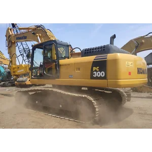Komatsu Excavator Pc300-8 + Breaker