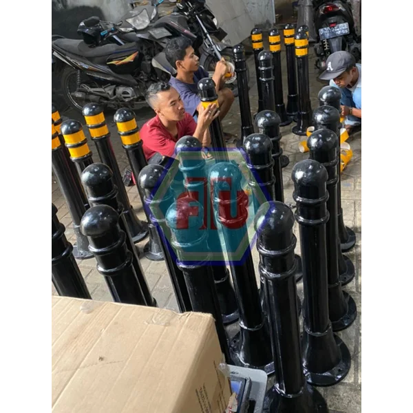 Bollard Trotoar Cast Iron Alumunium Fiber