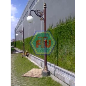 Tiang Lampu Taman Cabang 1
