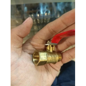 Brass Ball Valve for the wind connection of your compressor.