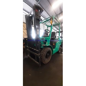 Forklift Bekas Mitsubishi Kapasitas 2.5 Ton