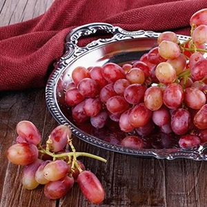Buah Segar Anggur Merah Red Globe Grapes