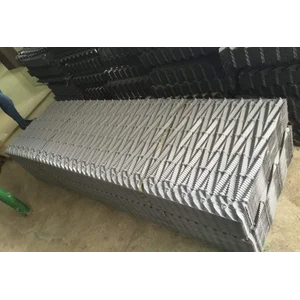 Cooling Tower, Filler