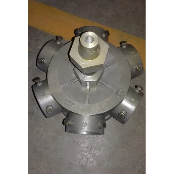 Cooling Tower, Filler