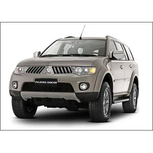 Mobil Mitsubishi Pajero Dakaar