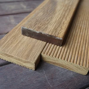 Decking Kayu Ulin Kalimantan Lebar 9 cm Tahan Air Unfinish