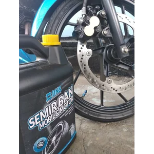 Semir Ban / Tire Polish / Pembersih Mobil