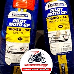 Paket Michelin Motogp 90/80 Dan 100/80-14 Tubeless Plus Pentil Dan Cairan Anti Ban Bocor