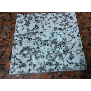 Granit Putih Bintik Hitam Bianco Perla Granit Alam China