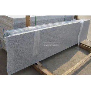 Meja Granit Putih Import Ukuran Medium Slab 60Xp