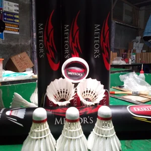 Bulu Tangkis Merek Shuttlecock Meteor  Kock Murah Terbaik