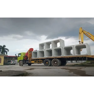 Tronton Hiab Crane Jasa Angkutan Berat